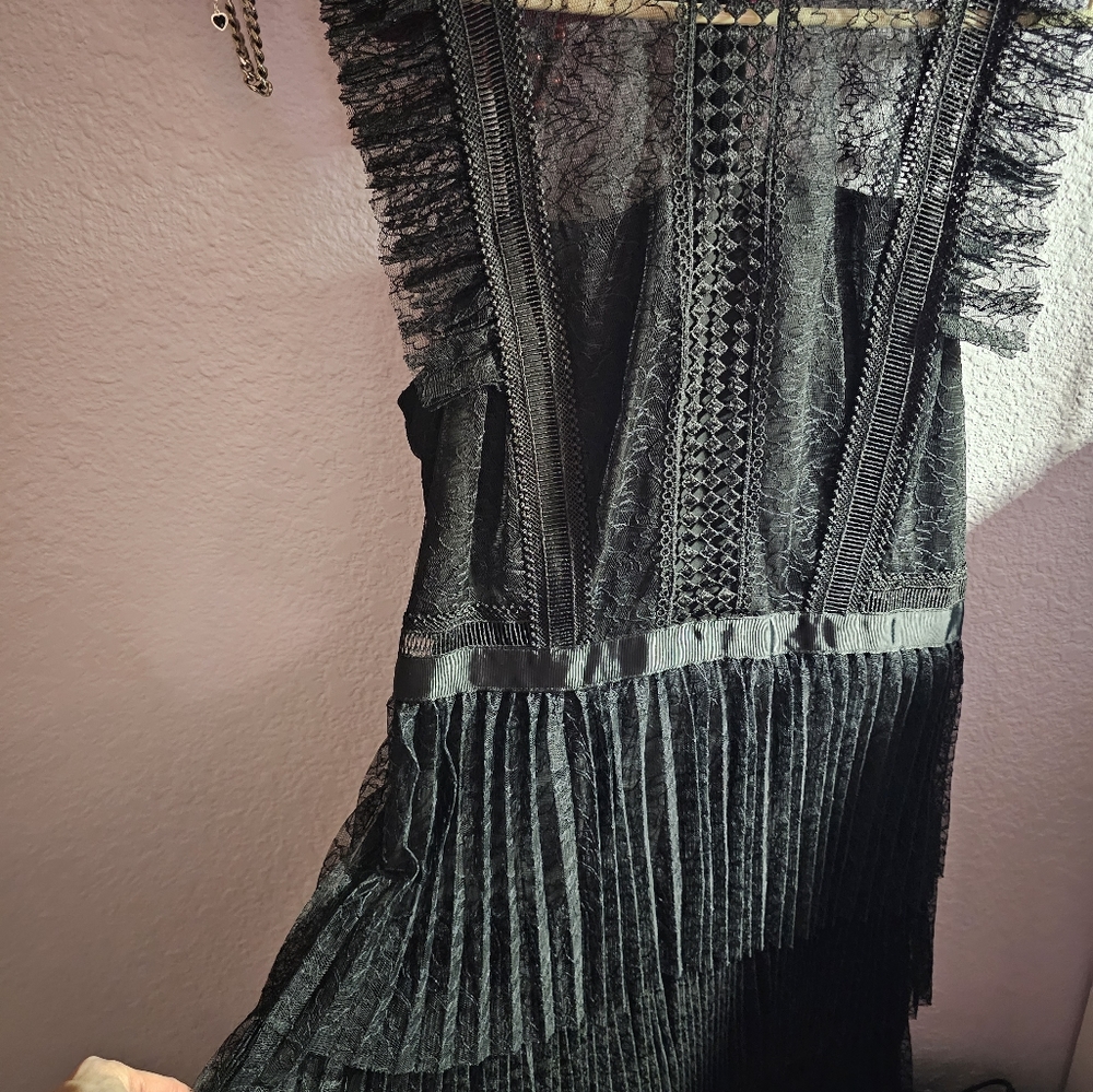 BLACK LACED DRESS 👗 - Picture 2 of 2